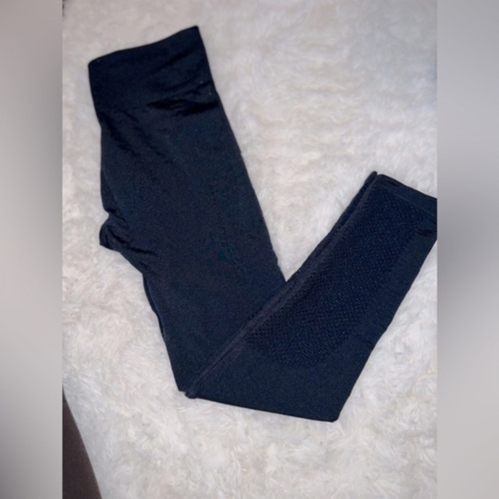 Joy lab workout leggings- size medium - Picture 4 of 9